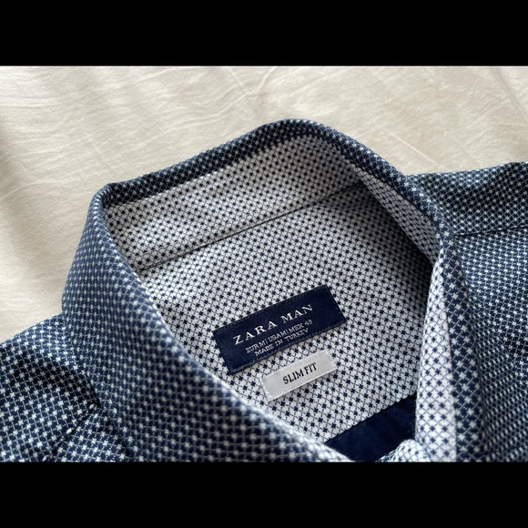 Dress shirt, size M - Picture 3 of 4